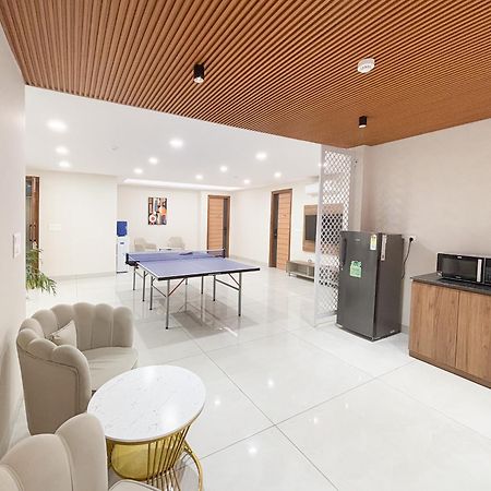 Housr Sector 45 Gurgaon Near Artemis Hospital Hotell Eksteriør bilde